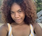 Dating Woman Madagascar to Antananarive  : Fitahiana, 20 years